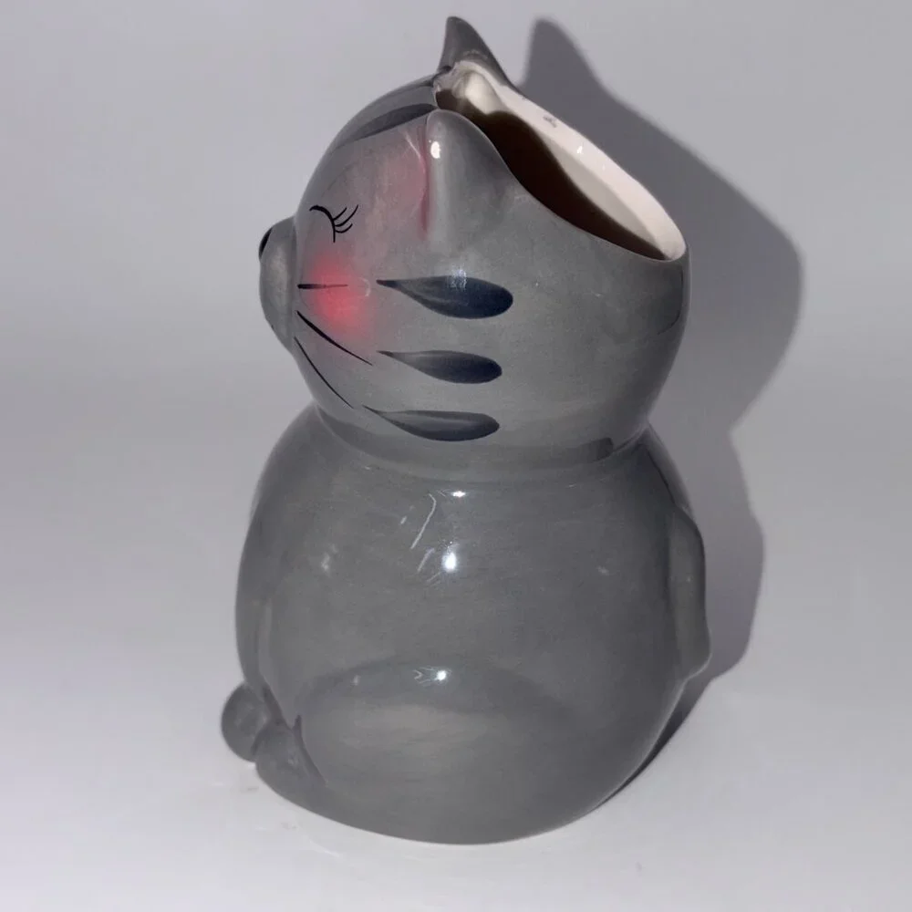 Hazel & Co. Gray Cat Ceramic Planter / Vase – Cute Kitty Decor